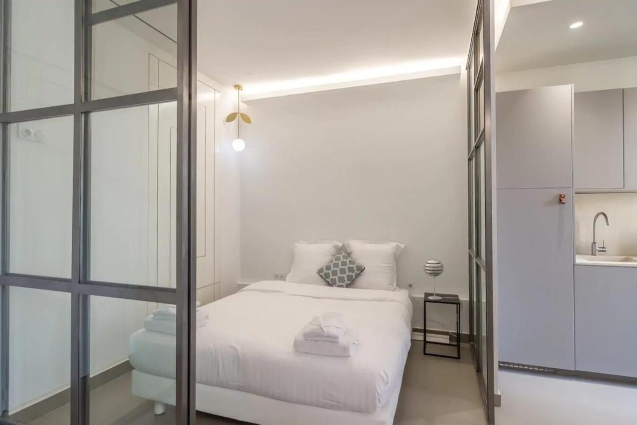 Private Furnished Ideally Located In The Carré D'or Appartement *